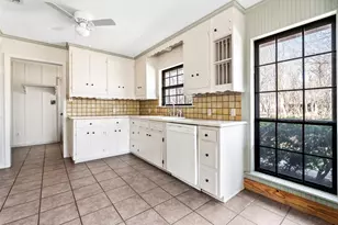 12914 Pfluger Berkman Ln, Coupland, TX 78615 - Photo 11