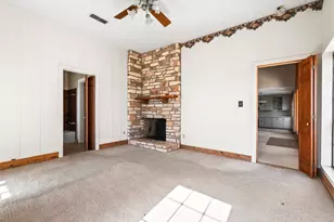 12914 Pfluger Berkman Ln, Coupland, TX 78615 - Photo 21