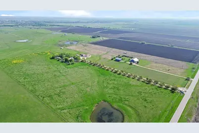 12914 Pfluger Berkman Lane, Coupland, TX 78615 - Photo 35