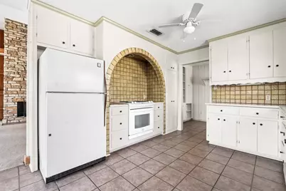 12914 Pfluger Berkman Lane, Coupland, TX 78615 - Photo 9