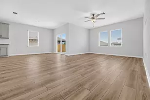 15416 Welsh Mls Dr, Pflugerville, TX 78660 - Photo 3