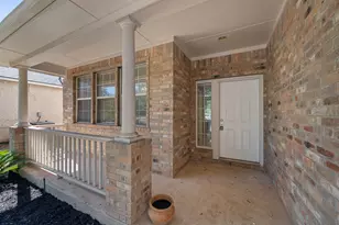 6036 Mesa Verde Cir, Austin, TX 78749 - Photo 3
