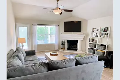 1607 Melissa Oaks Lane, Austin, TX 78744 - Photo 11