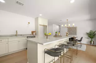 7010 Miranda Dr, Austin, TX 78752 - Photo 15