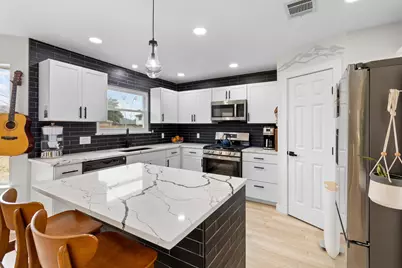 3200 Texas Topaz Drive, Austin, TX 78728 - Photo 7