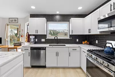 3200 Texas Topaz Drive, Austin, TX 78728 - Photo 9