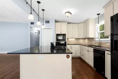 2111 W 10th Street, Austin, TX 78703 - Photo 7