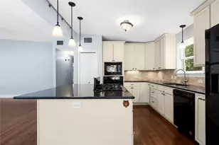 2111 W 10th St, Austin, TX 78703 - Photo 7