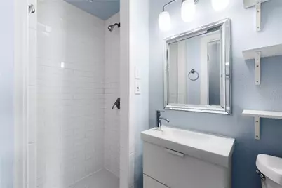 2111 W 10th Street, Austin, TX 78703 - Photo 13