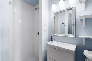 2111 W 10th St, Austin, TX 78703 - Photo 13