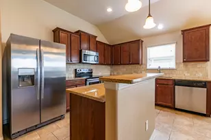 118 Wallin Farms Dr, Hutto, TX 78634 - Photo 7