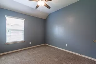 118 Wallin Farms Dr, Hutto, TX 78634 - Photo 13