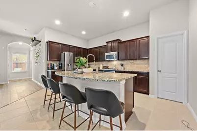 546 Hot Springs Valley, Buda, TX 78610 - Photo 9