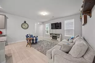 161 Appleberry Ln, Elgin, TX 78621 - Photo 11