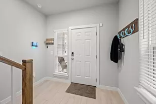 161 Appleberry Ln, Elgin, TX 78621 - Photo 5