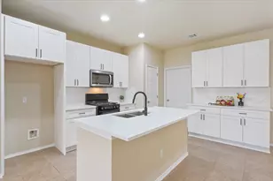 1024 Chad Loop, Round Rock, TX 78665 - Photo 9