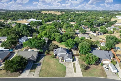 202 Spotted Fawn Drive, Hutto, TX 78634 - Photo 37