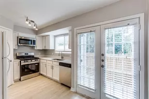 2005 Glen Allen St, Austin, TX 78704 - Photo 3