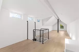 613 Clifford Dr, Austin, TX 78745 - Photo 27