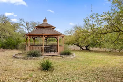 350 Buffalo Springs Road, New Braunfels, TX 78132 - Photo 27