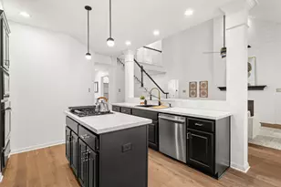 13300 Country Lake Dr, Austin, TX 78732 - Photo 9