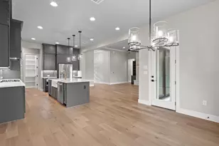 302 Highland Spring Ln, Georgetown, TX 78633 - Photo 11