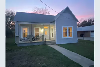 104 S Broad Street, Lampasas, TX 76550 - Photo 1