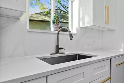 8102 Flashpan Cove, Austin, TX 78729 - Photo 9