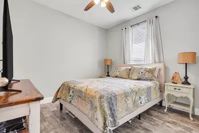 107 Les Lane, Smithville, TX 78957 - Photo 13