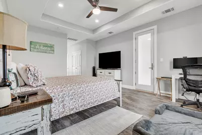 107 Les Lane, Smithville, TX 78957 - Photo 9