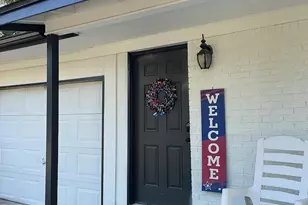 3006 Matador Dr, Austin, TX 78741 - Photo 9