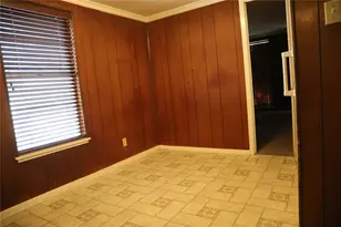 6106 Felix Ave, Austin, TX 78741 - Photo 7