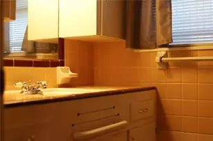 6106 Felix Ave, Austin, TX 78741 - Photo 17