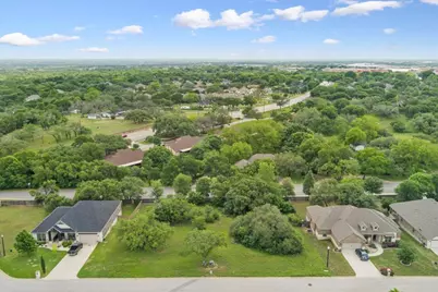 2320 Limestone Court, Belton, TX 76513 - Photo 3