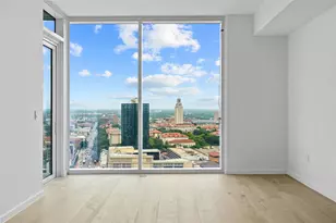 313 W 17th St, Austin, TX 78701 - Photo 5