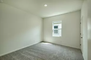 332 Sieders St, Taylor, TX 76574 - Photo 9