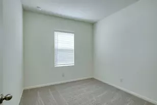 332 Sieders St, Taylor, TX 76574 - Photo 7