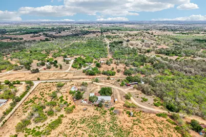 3200 Cattlemens Row, Lockhart, TX 78644 - Photo 5