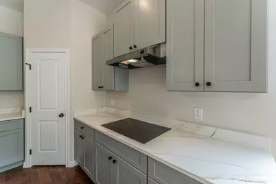 717 Fair Avenue, San Antonio, TX 78223 - Photo 7
