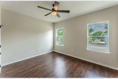 717 Fair Avenue, San Antonio, TX 78223 - Photo 15