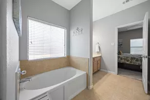 2200 Amur Dr, Austin, TX 78745 - Photo 23