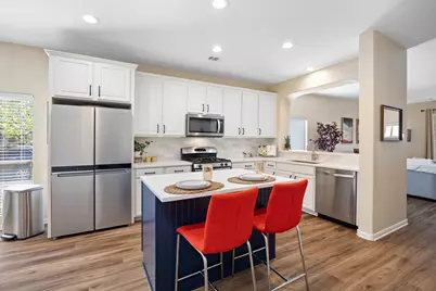 2200 Amur Drive, Austin, TX 78745 - Photo 15