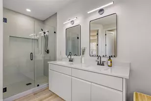 137 E Pauwela Ln, Bastrop, TX 78602 - Photo 5