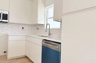 137 E Pauwela Ln, Bastrop, TX 78602 - Photo 17