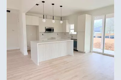 137 E Pauwela Lane, Bastrop, TX 78602 - Photo 15