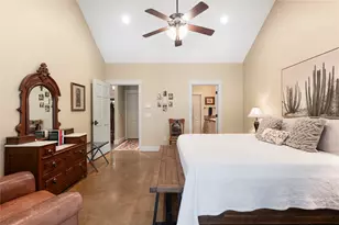315 Hays St, Dripping Springs, TX 78620 - Photo 19