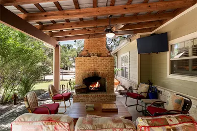 315 Hays Street, Dripping Springs, TX 78620 - Photo 37