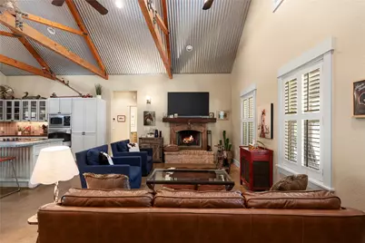 315 Hays Street, Dripping Springs, TX 78620 - Photo 7
