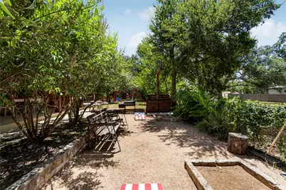 315 Hays Street, Dripping Springs, TX 78620 - Photo 39