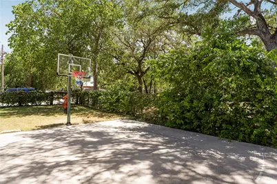 315 Hays Street, Dripping Springs, TX 78620 - Photo 35